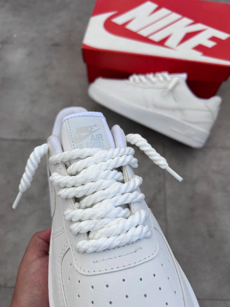NIKE AIR FORCE - CADARÇO CORDA