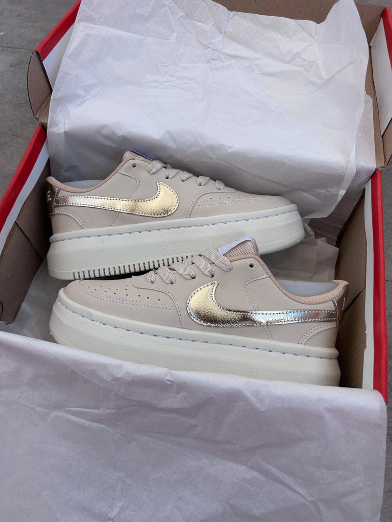 NIKE AIR FORCE COURT VISION